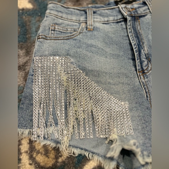 Custom rhinestones fringe jean shorts. Perfect for summer festivals! - Picture 3 of 8